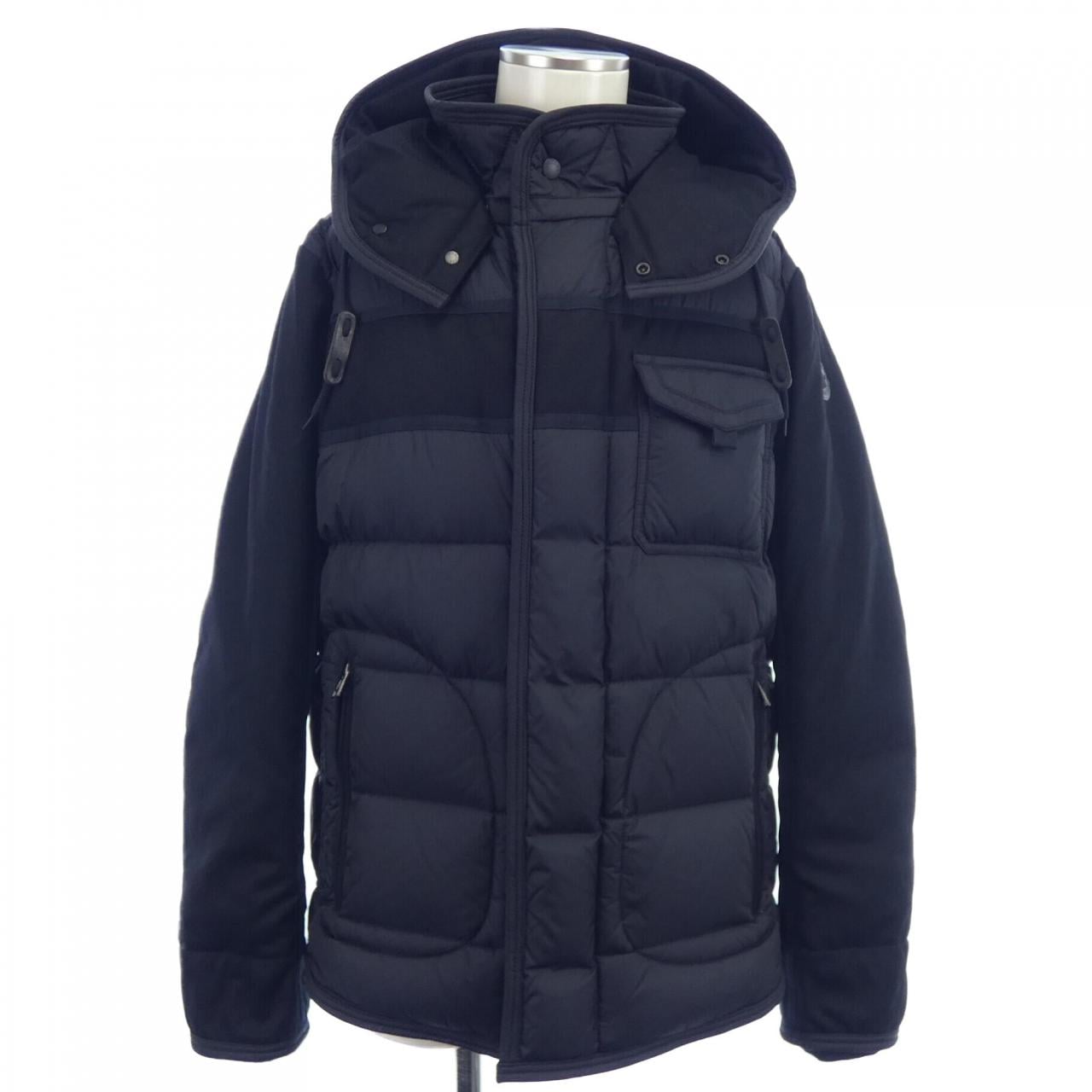 モンクレール MONCLER ダウンジャケット