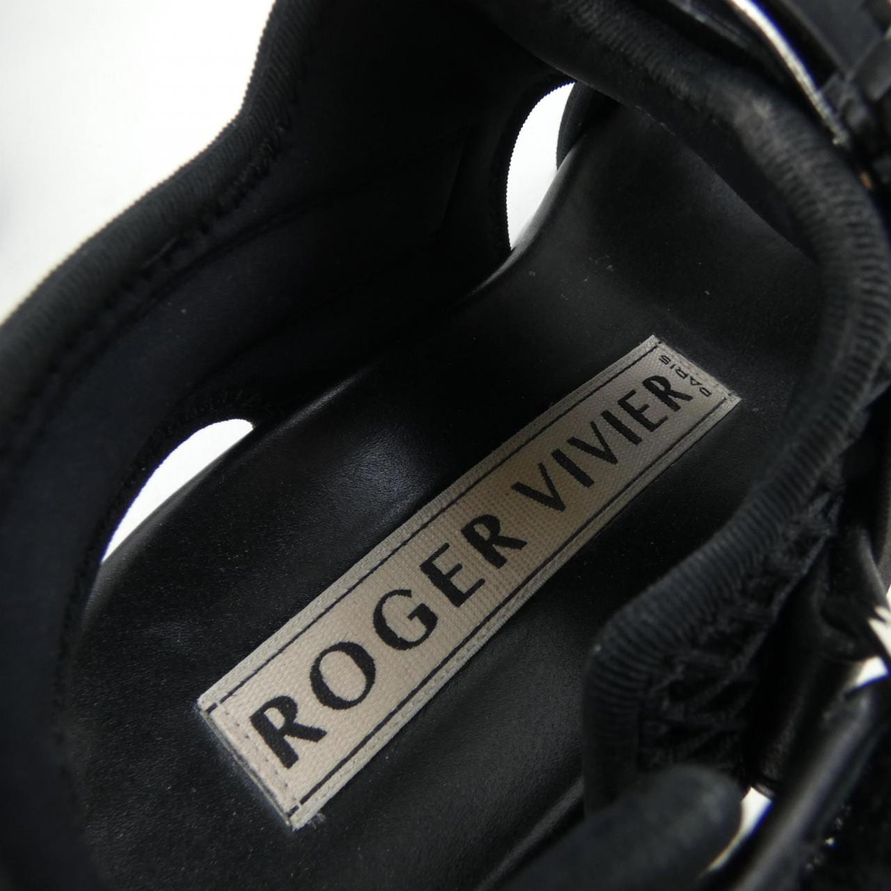 ロジェヴィヴィエ ROGER VIVIER ヴィヴ ラン ストラス バックル サンダル