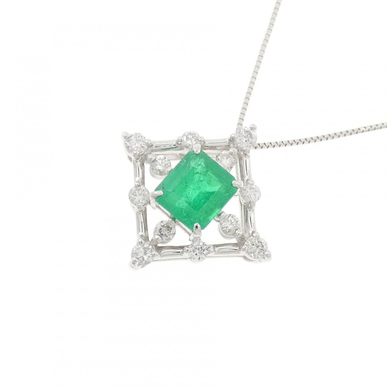 K18WG エメラルド ネックレス 0.98CT