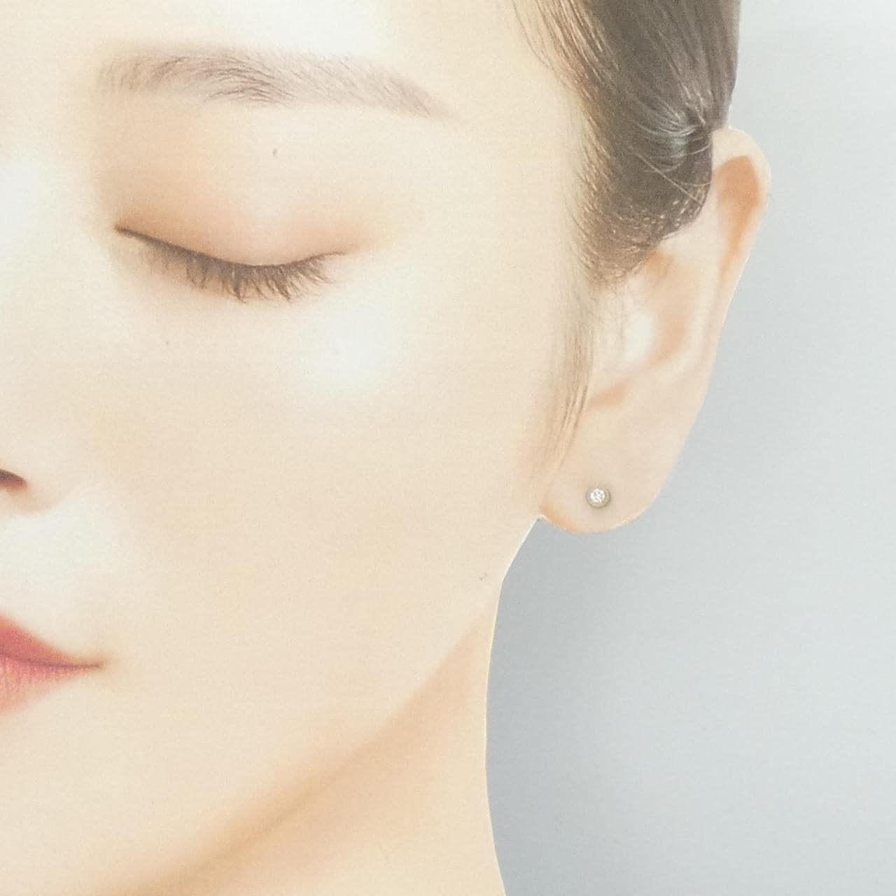 18KWG/K18WG ダイヤモンド ピアス