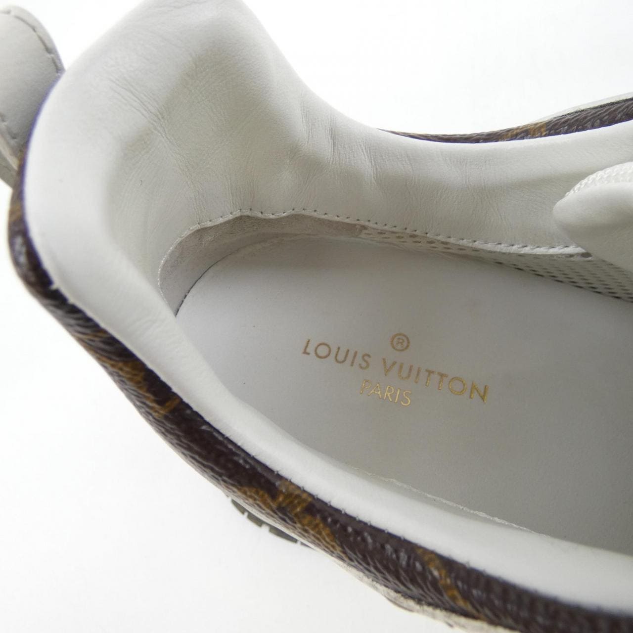 ルイヴィトン LOUIS VUITTON ランアウェイライン スニーカー