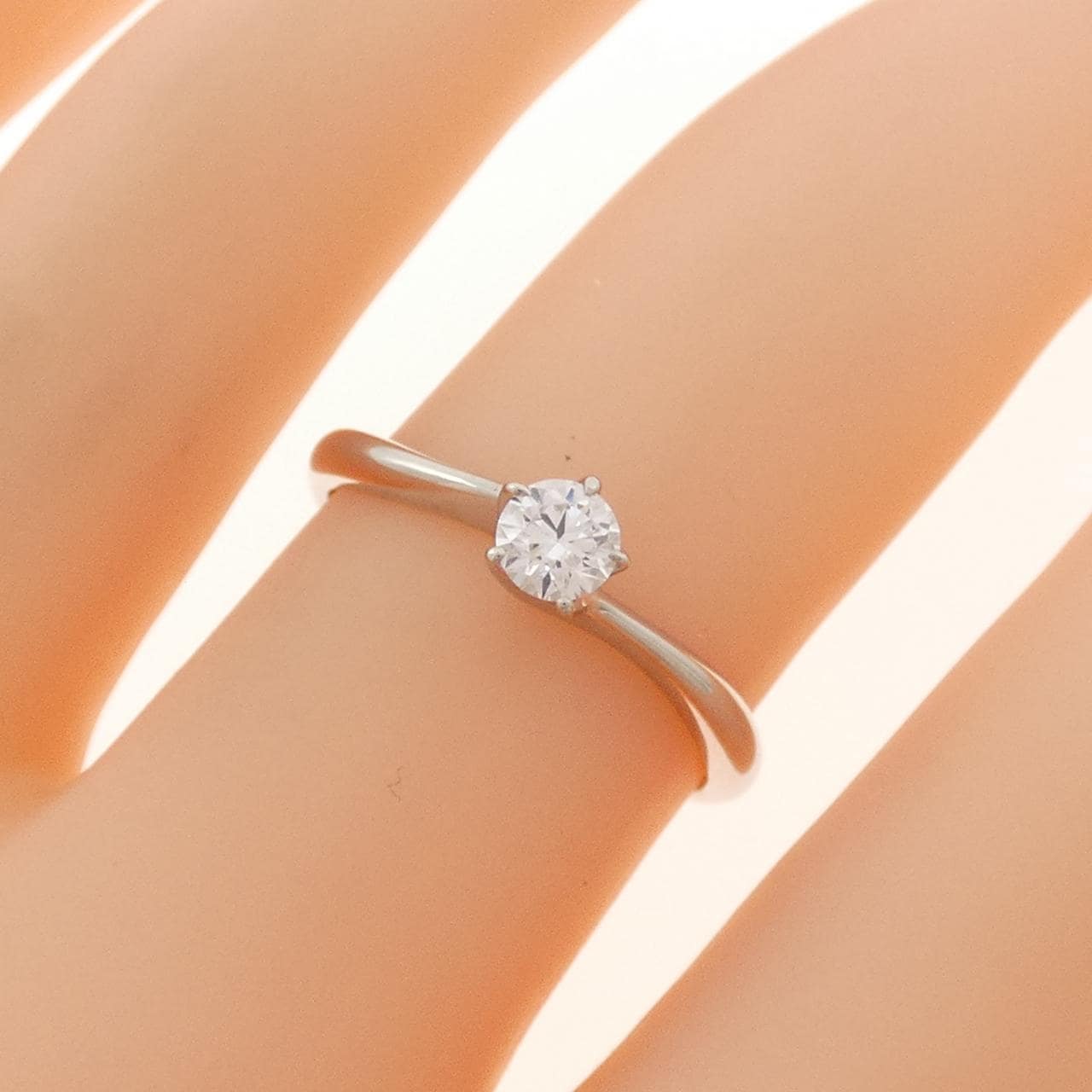 PT950 ダイヤモンド リング 0.227CT E VVS2 3EXT