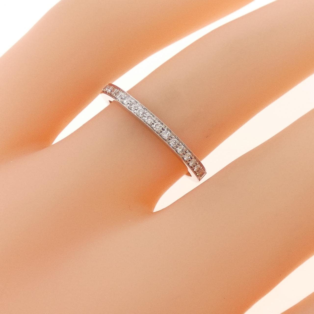 K18WG ハーフエタニティ ダイヤモンド リング 0.11CT