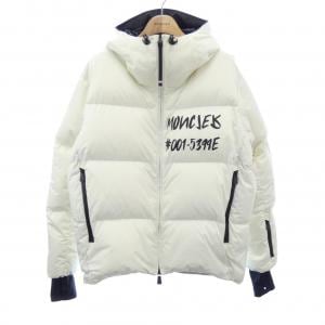 モンクレールガムブルー MONCLER GAMMEBLEU ダウンジャケット