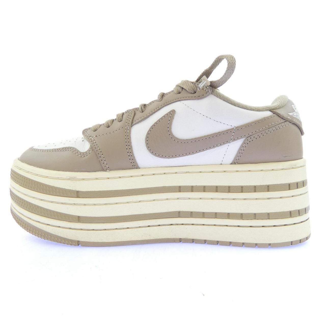 ナイキ ジョーダン NIKE JORDAN HV8288-200 スニーカー