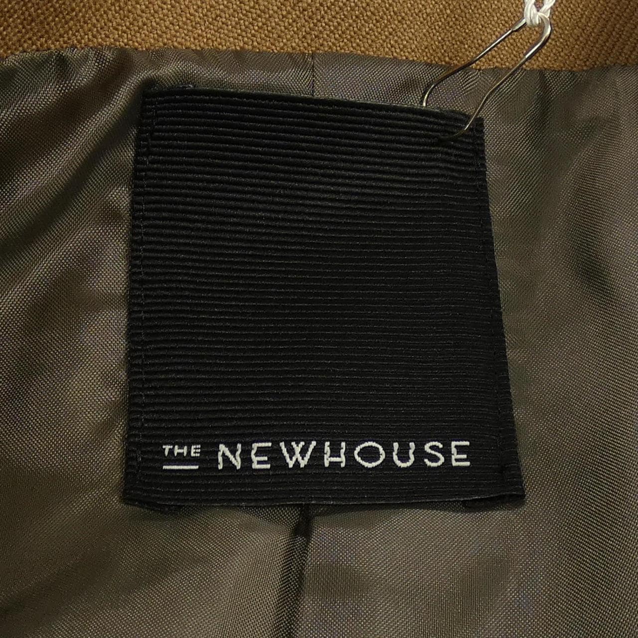 ザニューハウス THE NEWHOUSE ジャケット