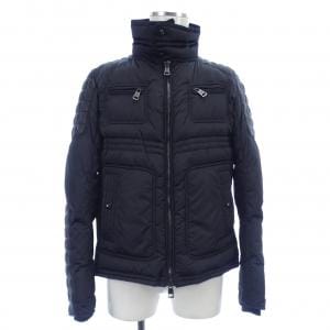 モンクレール MONCLER ダウンジャケット