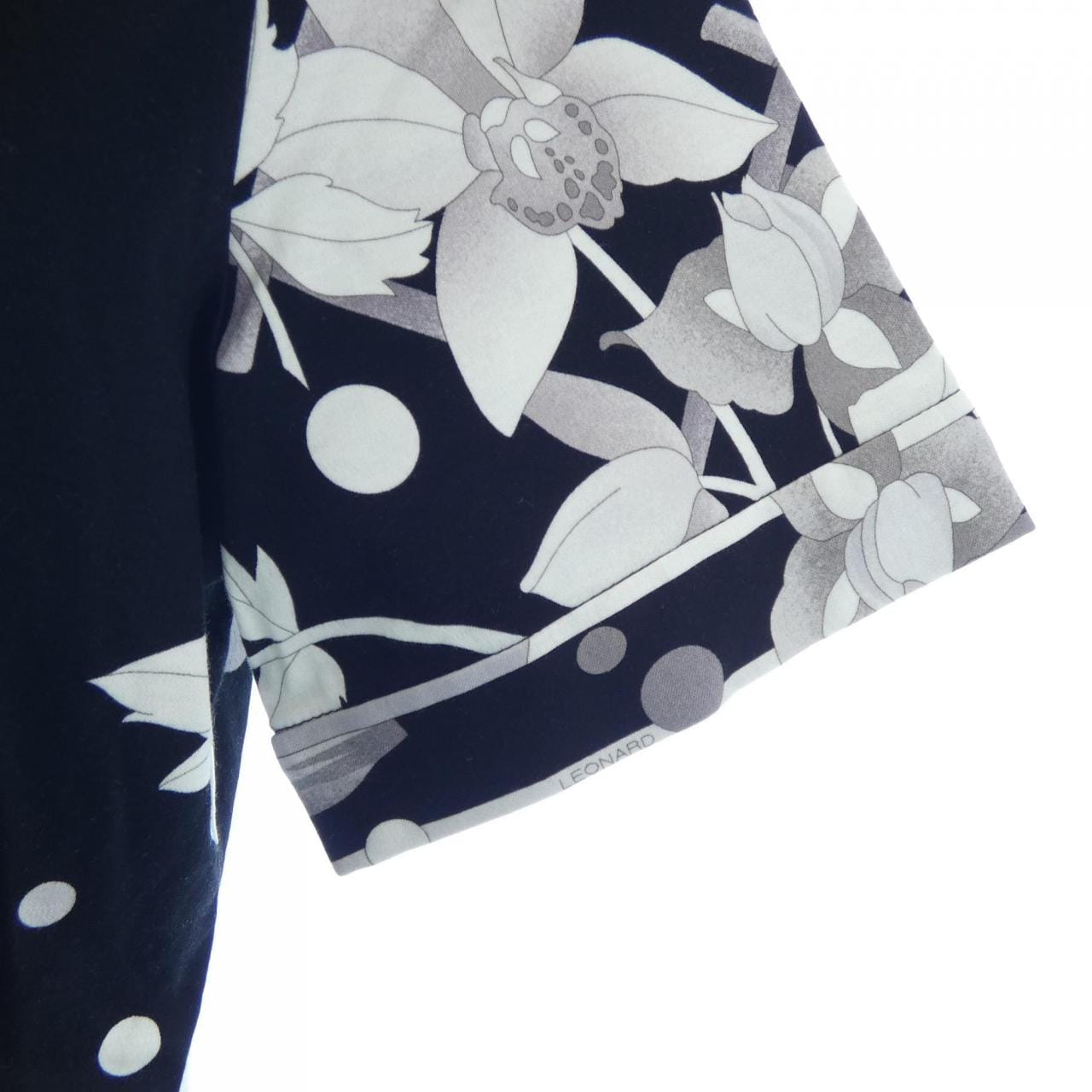 レオナールスポーツ LEONARD SPORT トップス