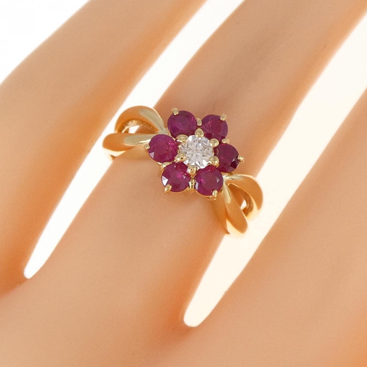 K18YG花朵紅寶石戒指0.82CT