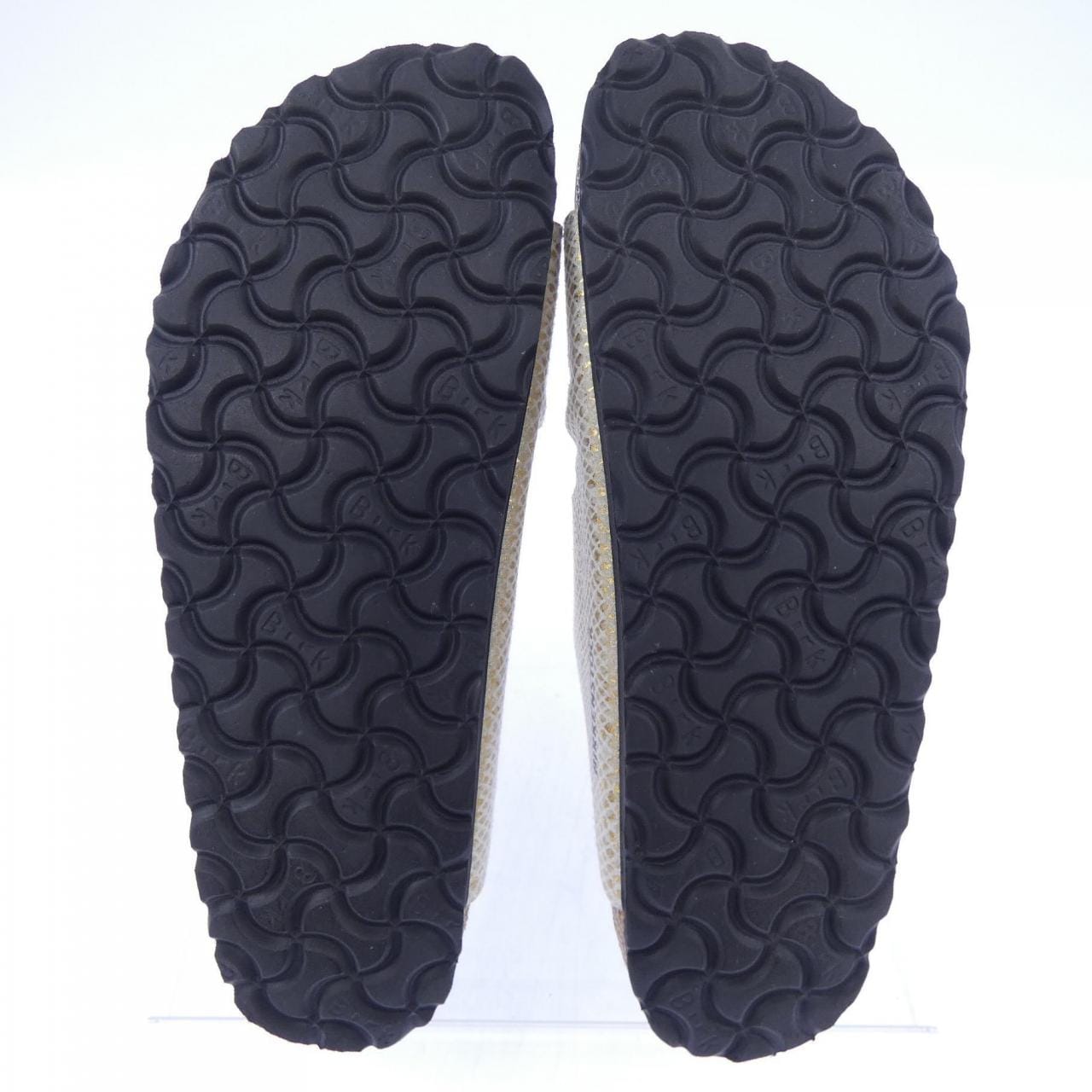 ビルケンシュトック BIRKENSTOCK サンダル