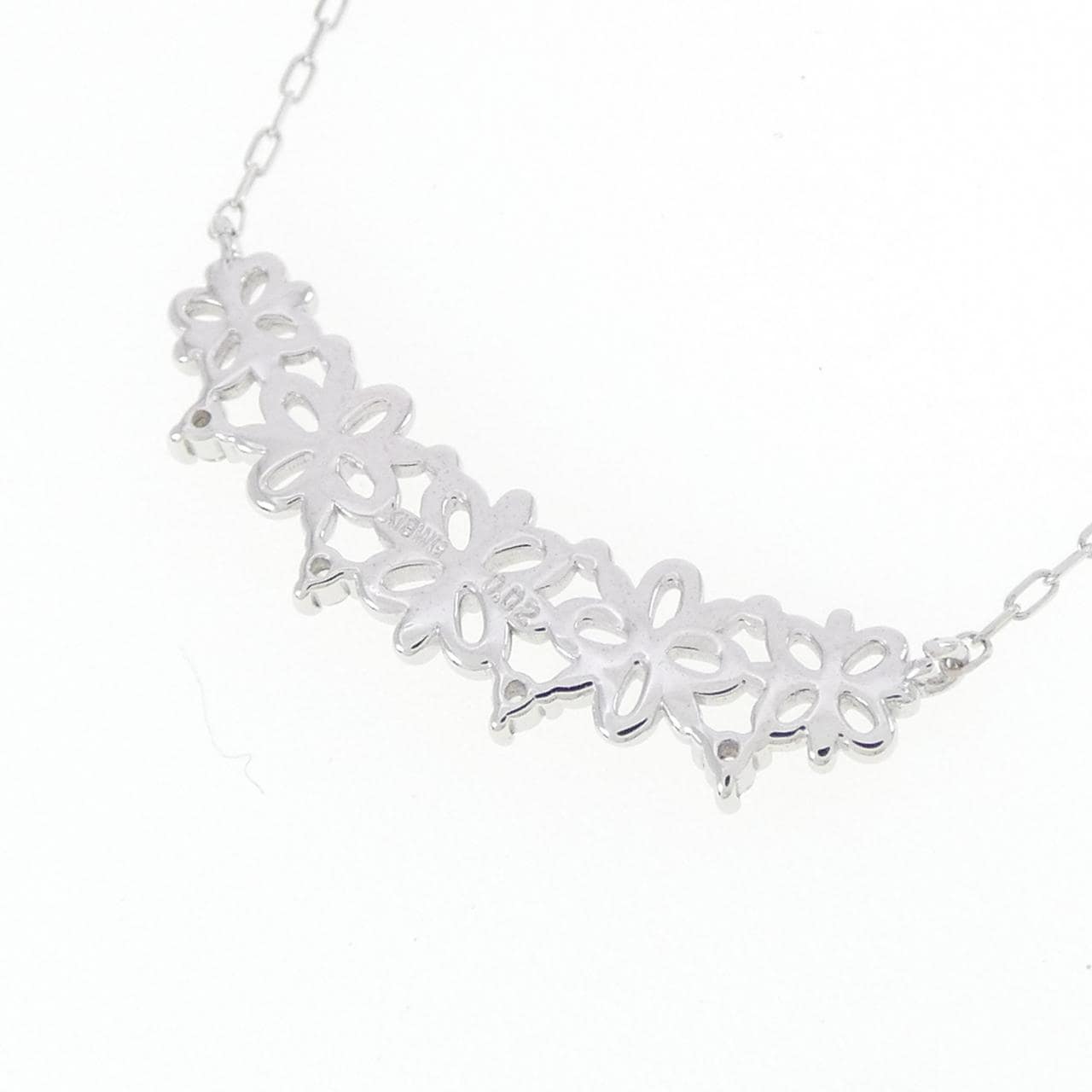 K18WG フラワー ダイヤモンド ネックレス 0.02CT