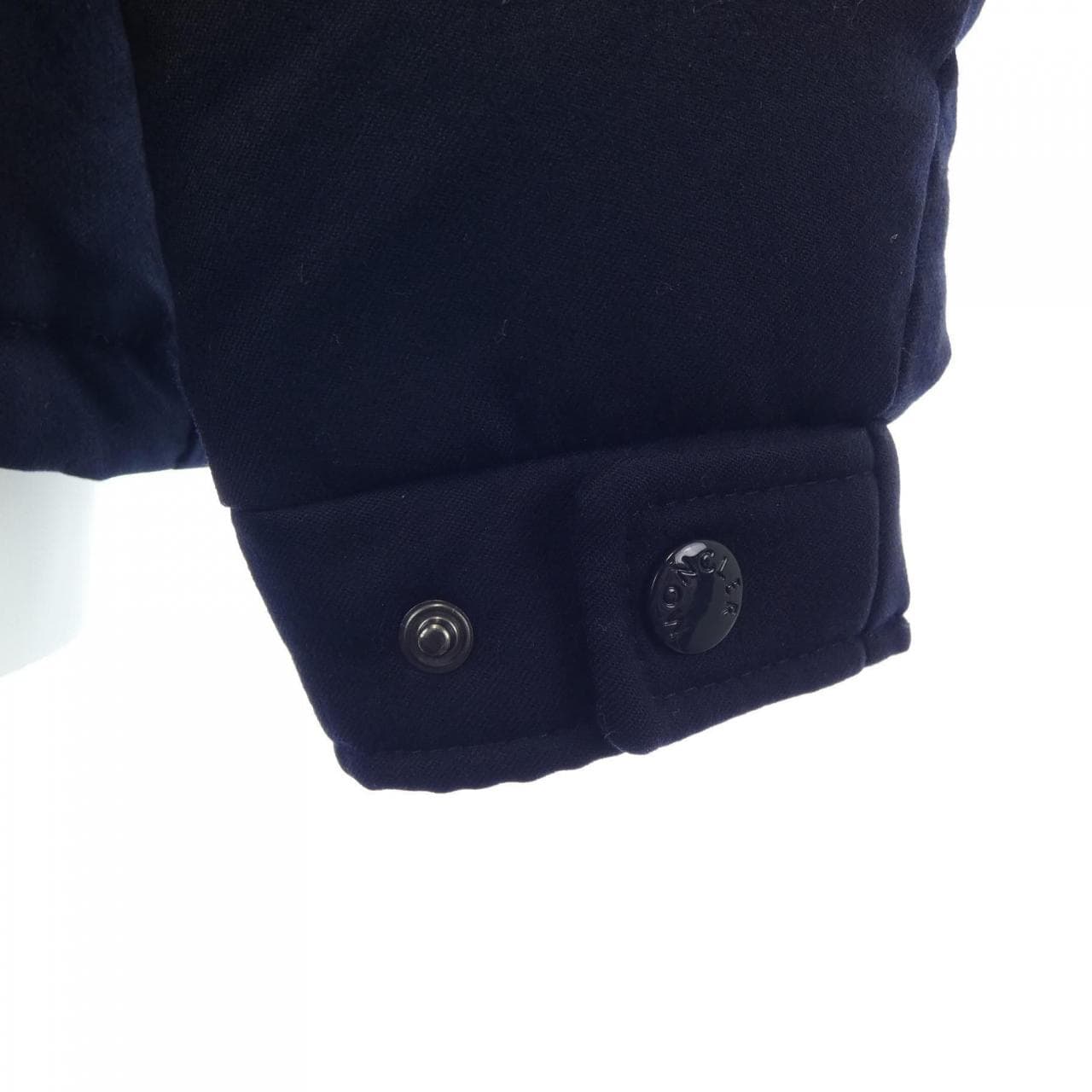 モンクレール MONCLER ダウンジャケット