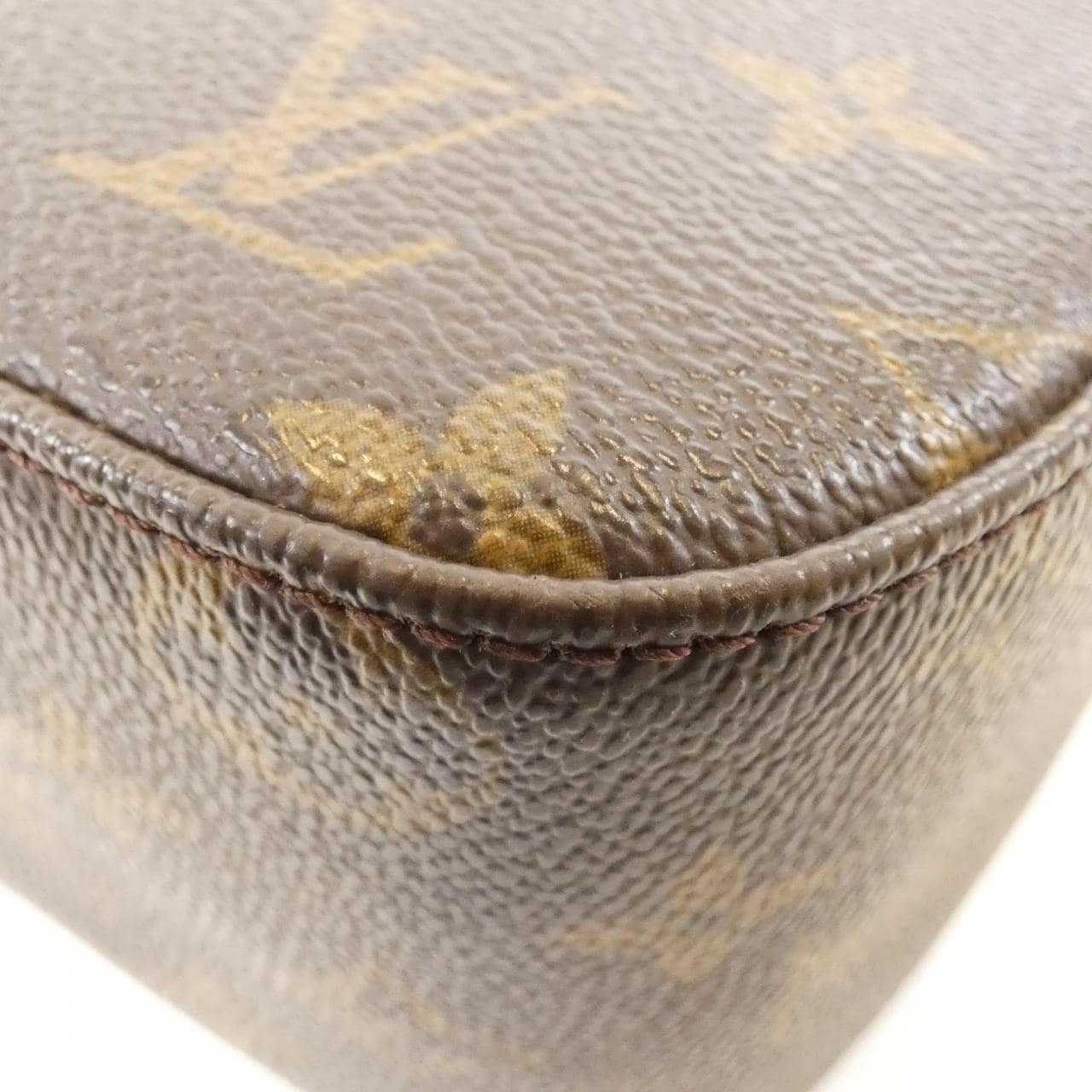 LOUIS VUITTON Monogram Looping MM M51146 Shoulder Bag