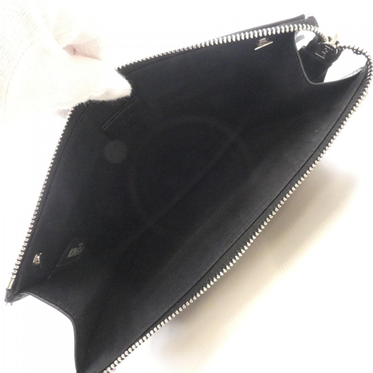 フェンディ 8M0369 9DF ショルダーバッグ