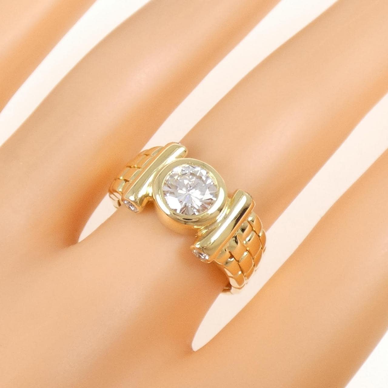 750YG ダイヤモンド リング 0.92CT