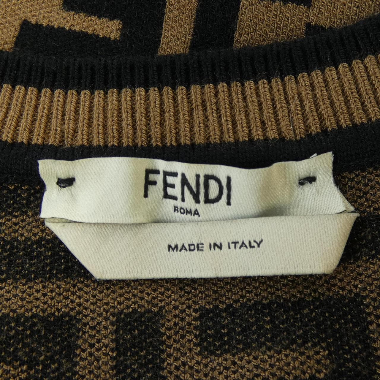 フェンディ FENDI FFモチーフ FZY702 A5QG ニット