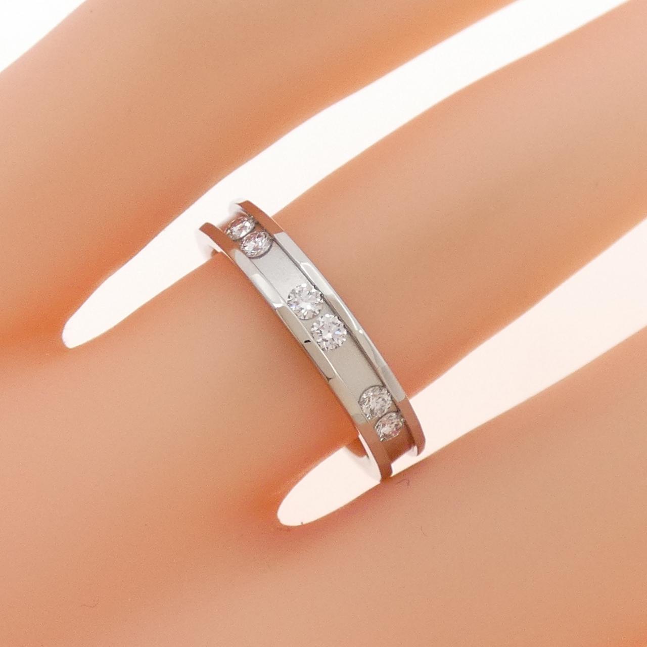 ロイヤル アッシャー ダイヤモンド リング 0.15CT