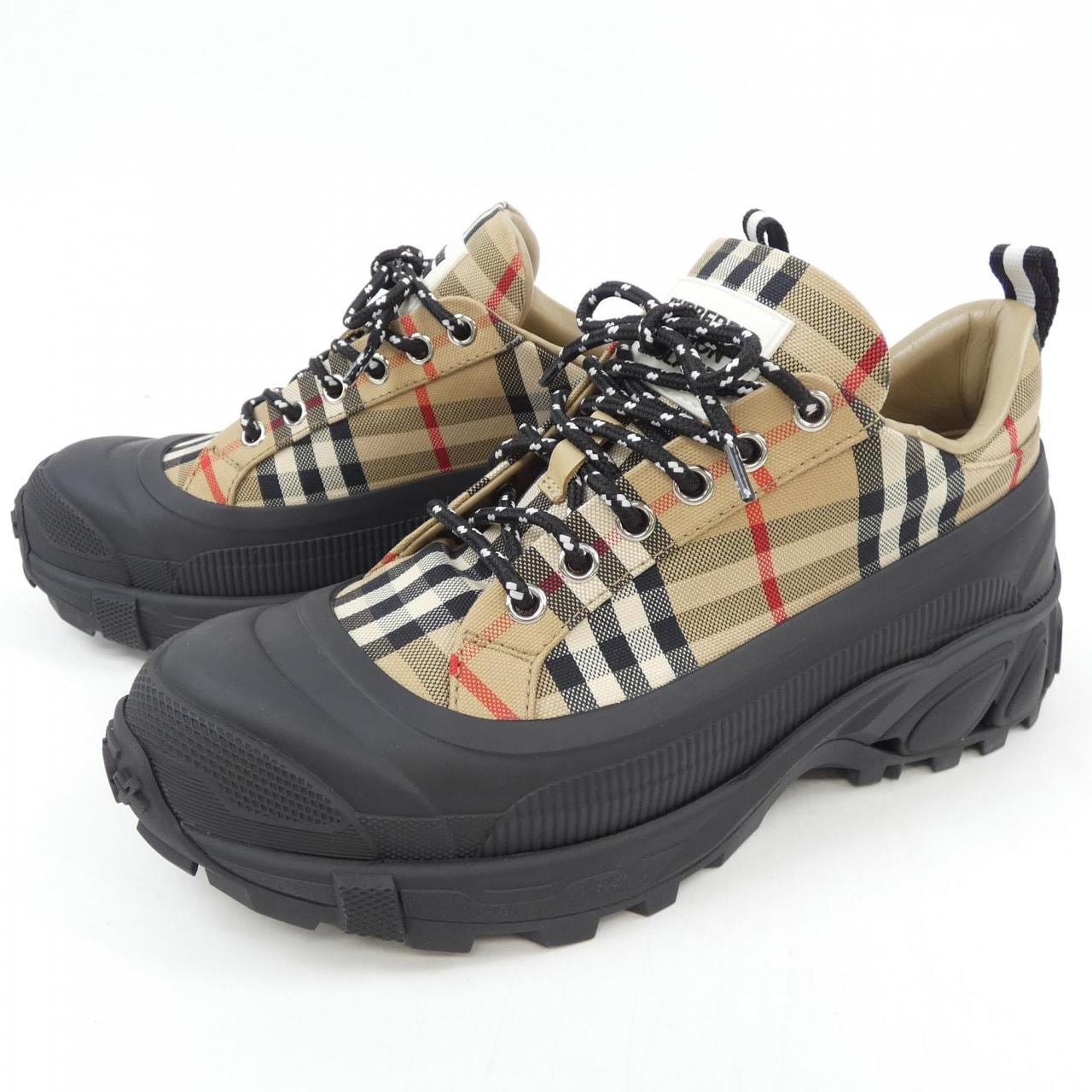 バーバリー BURBERRY ITLEOSHO74CAS スニーカー