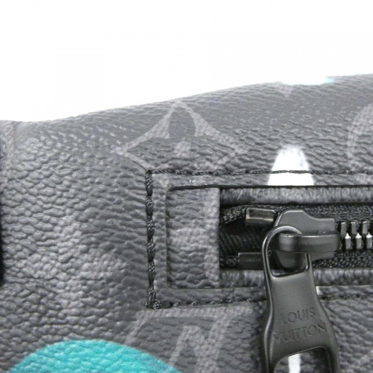 ルイヴィトン モノグラム エクリプス(LVグラフィティ ヴェール) ディスカバリー バムバッグ PM M21397 ショルダーバッグ