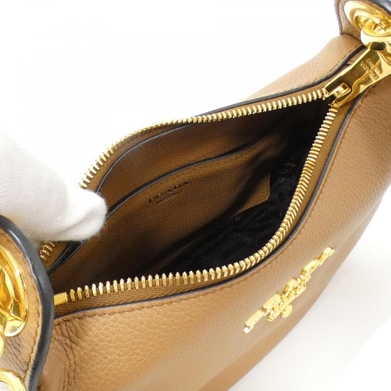 Prada 1BC200 Shoulder Bag