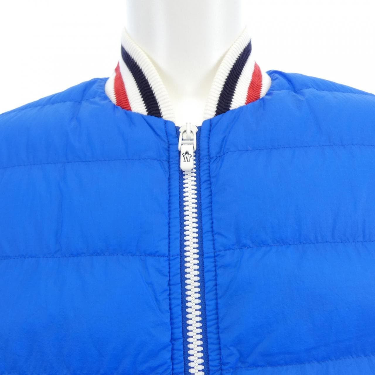 モンクレールガムブルー MONCLER GAMMEBLEU 13914036280 ダウンジャケット