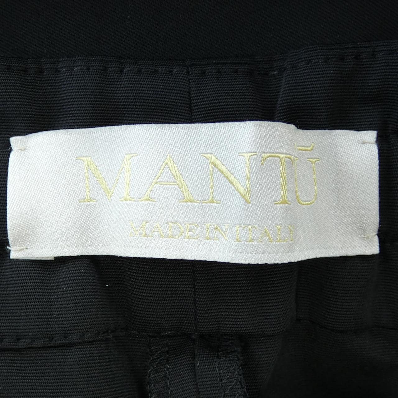 MANTU Pants