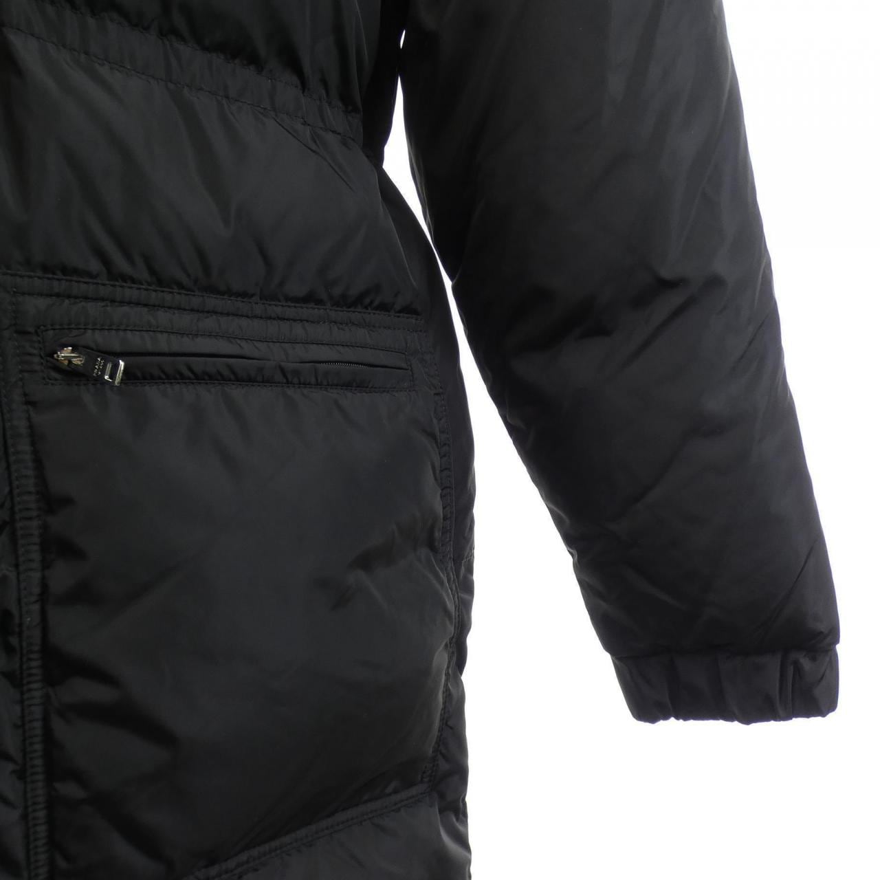 プラダ PRADA トライアングルロゴ 292132 S232 1WQ9 ダウンコート