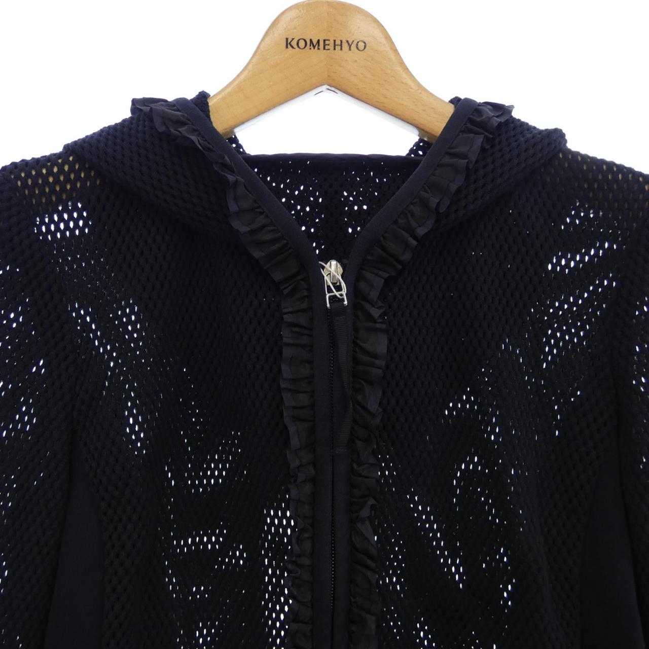 トゥービーシック TO BE CHIC パーカー