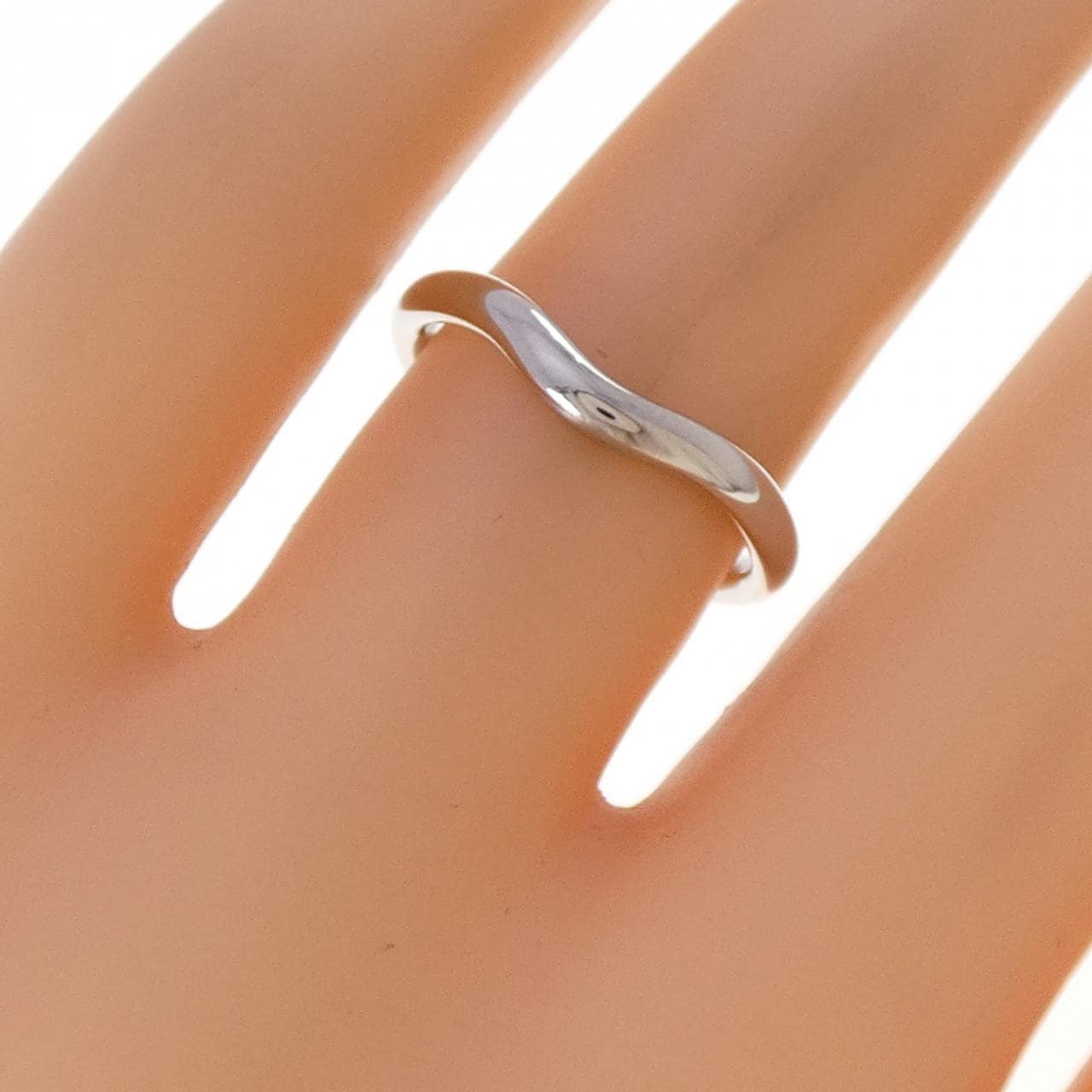 ティファニー カーブド リング