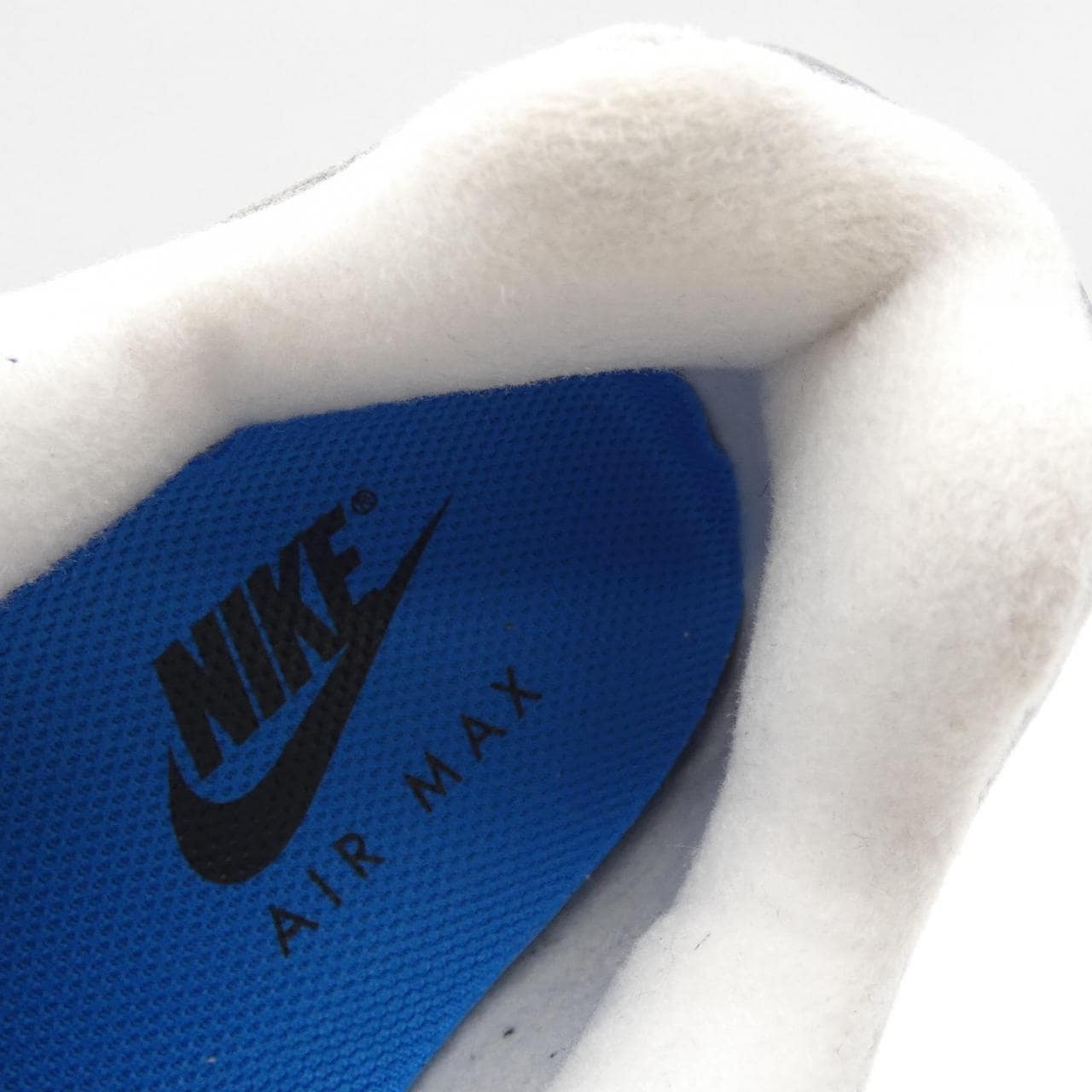 ナイキ NIKE IM7410-100 スニーカー