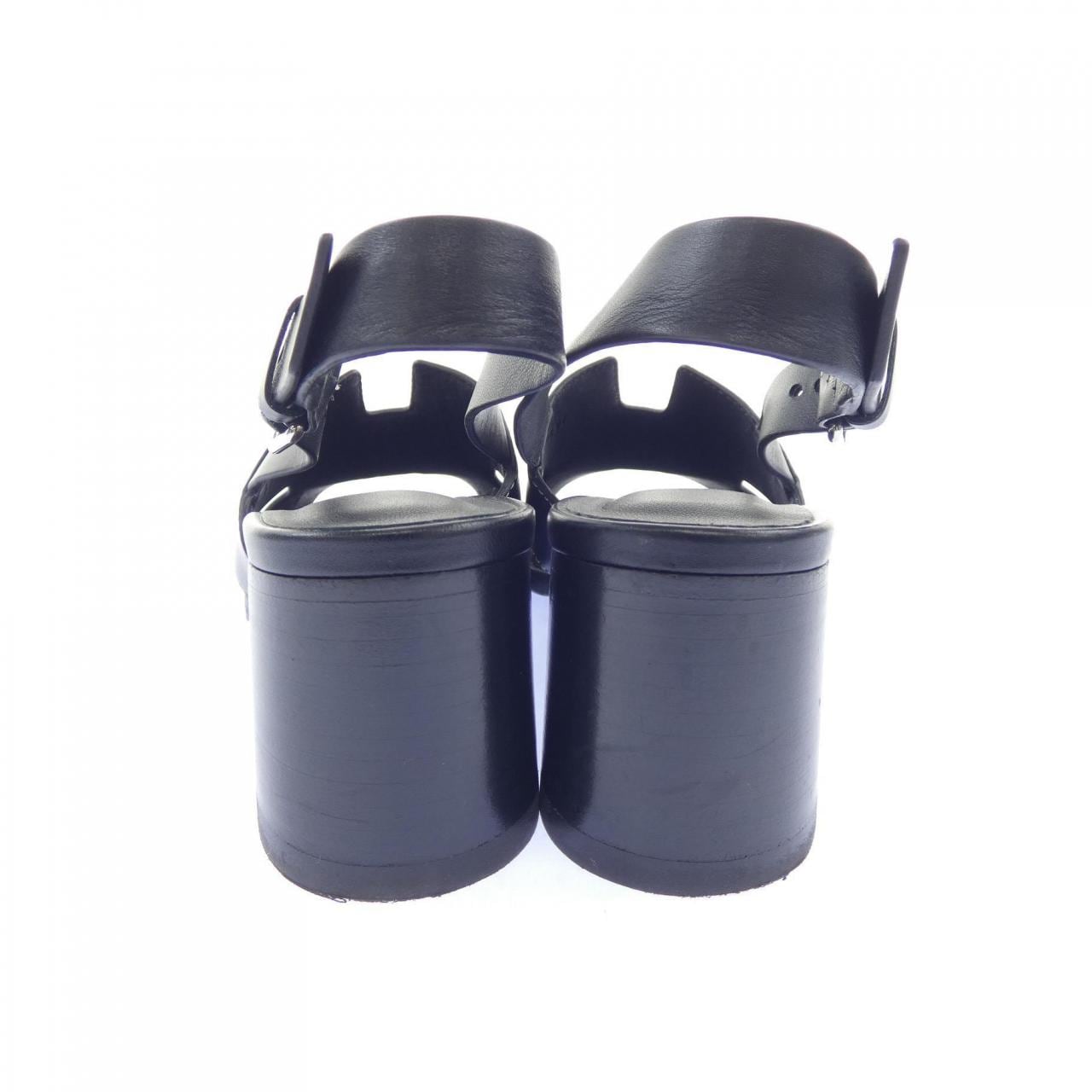 エルメス HERMES エルベ ELBE Hカットディテール 221131Z サンダル