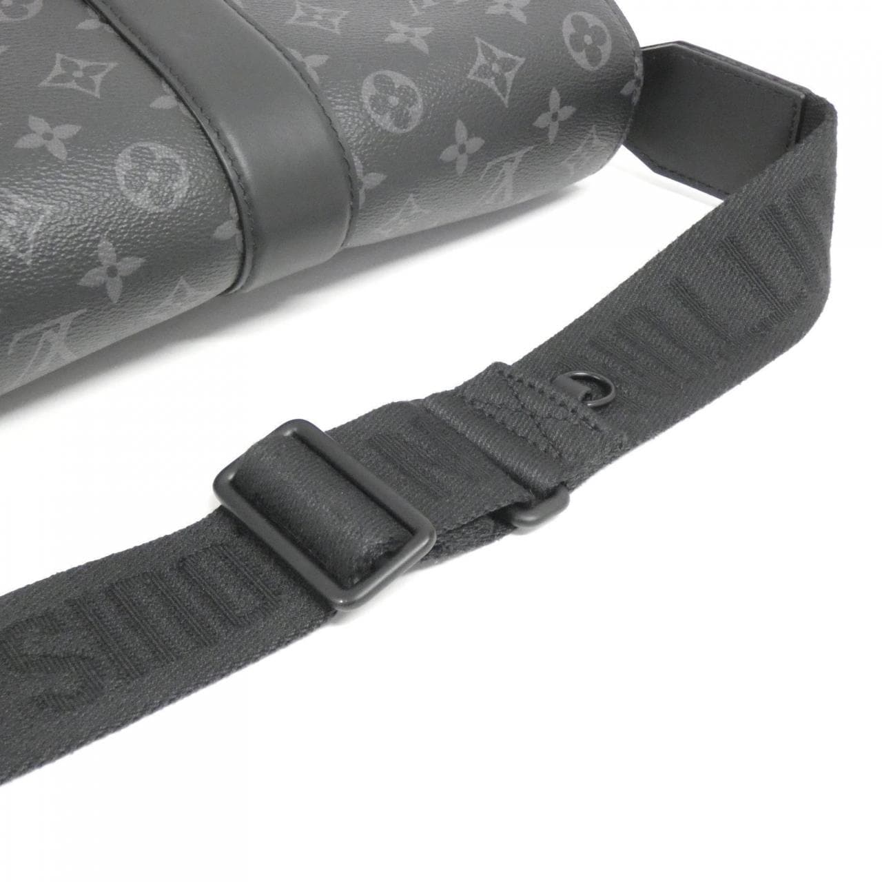 LOUIS VUITTON Monogram Eclipse S 斗篷邮差包 M46794 单肩包