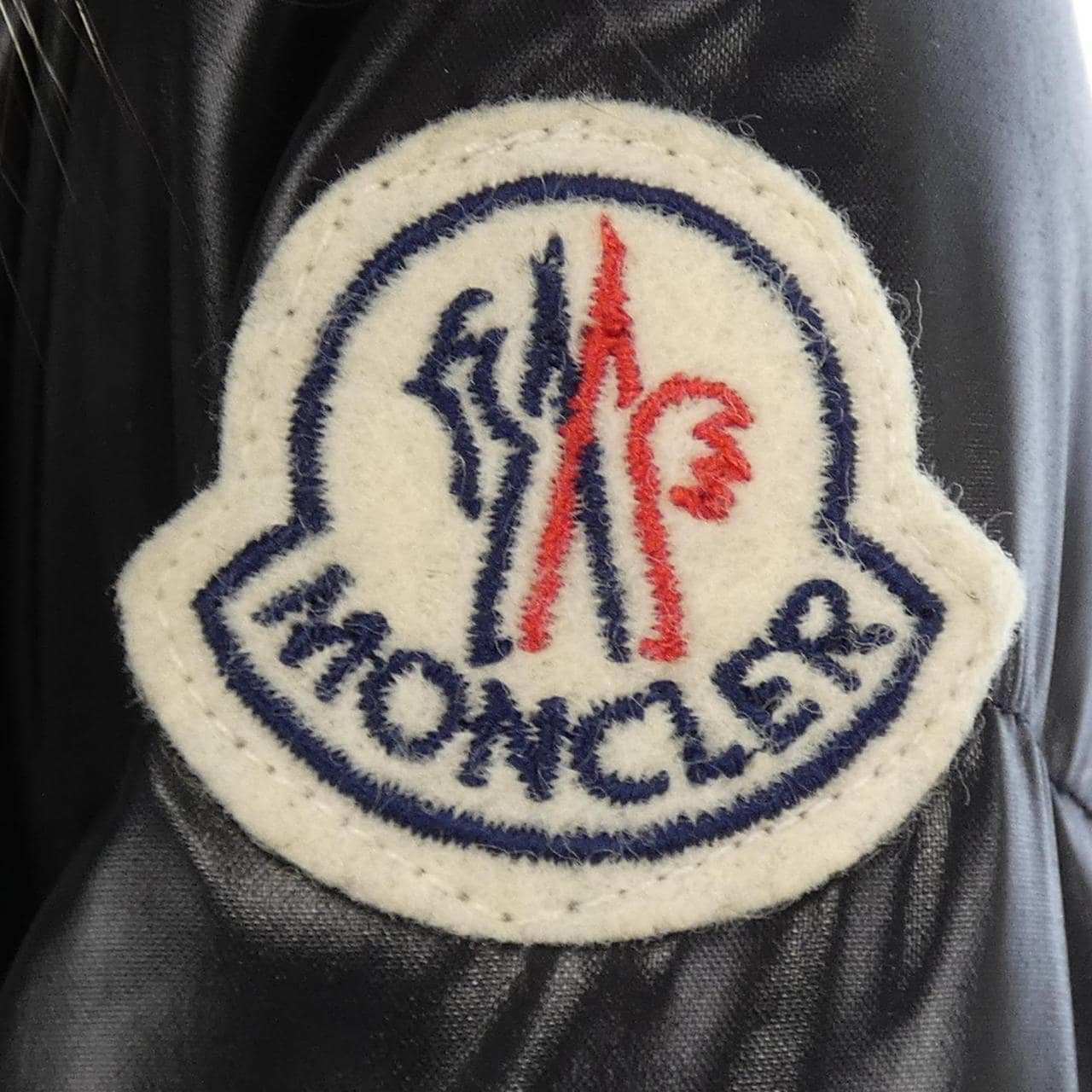 モンクレール MONCLER ダウンコート