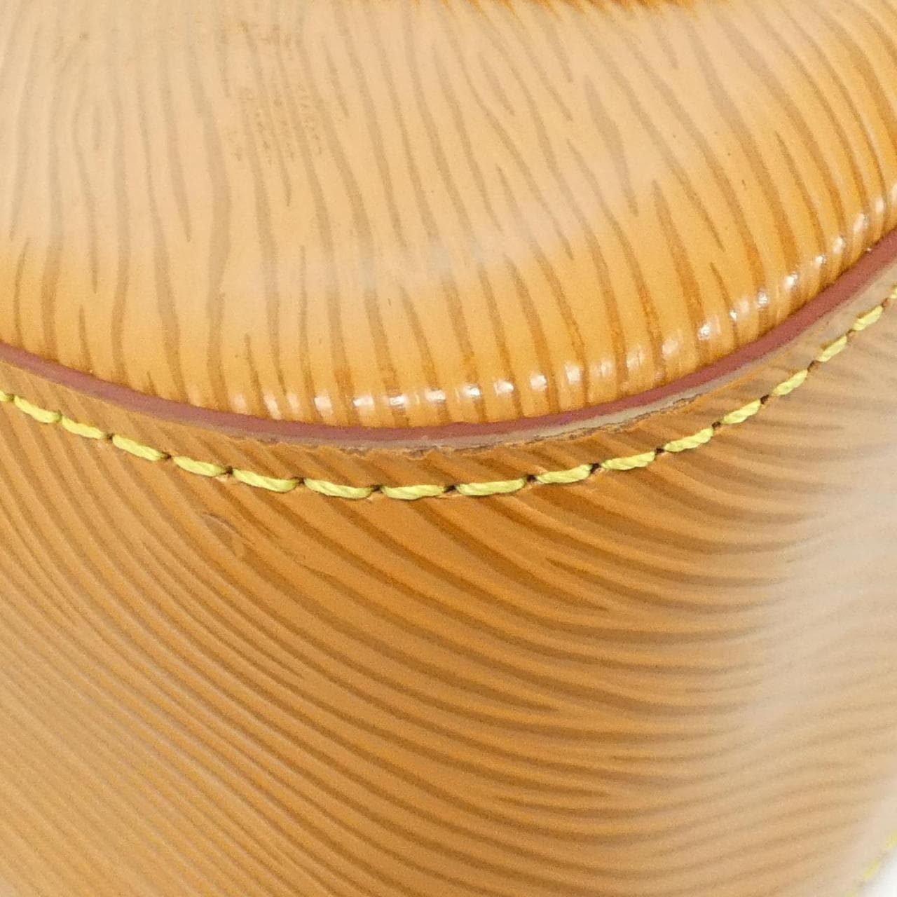 ルイヴィトン エピ マレル M80794 ショルダーバッグ