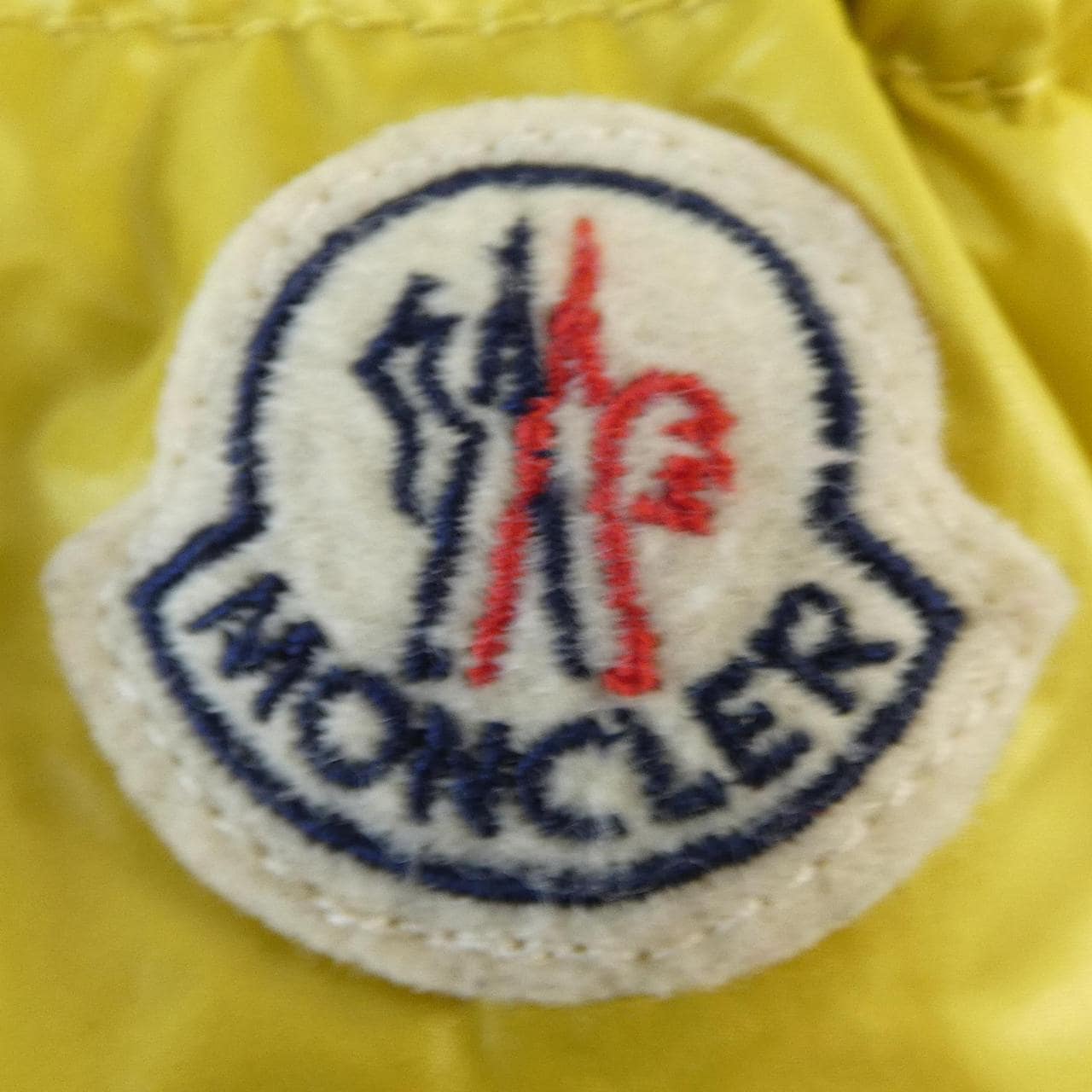 モンクレール MONCLER SERINDE ダウンジャケット