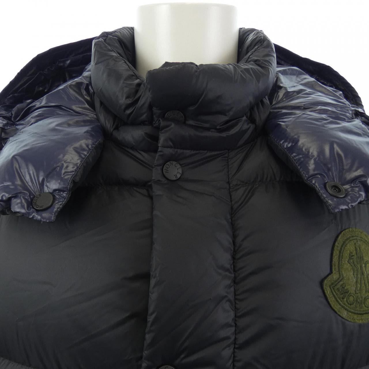 【新品】モンクレール MONCLER ダウンジャケット