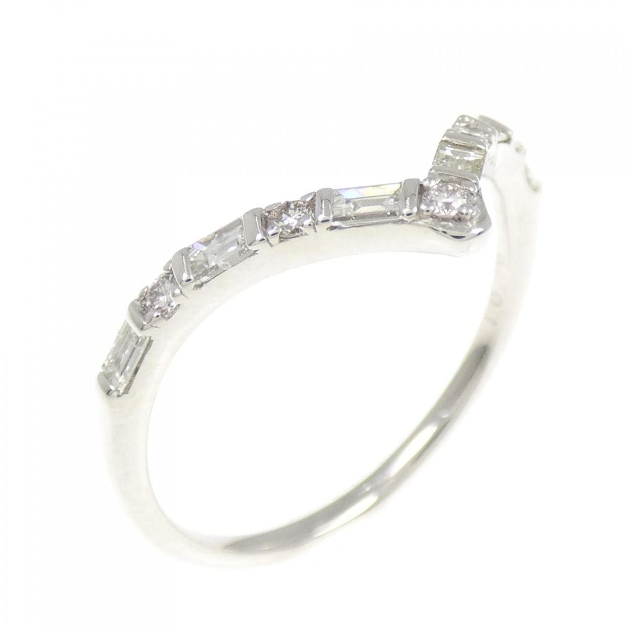 【新品】PT900 ダイヤモンド リング 0.30CT
