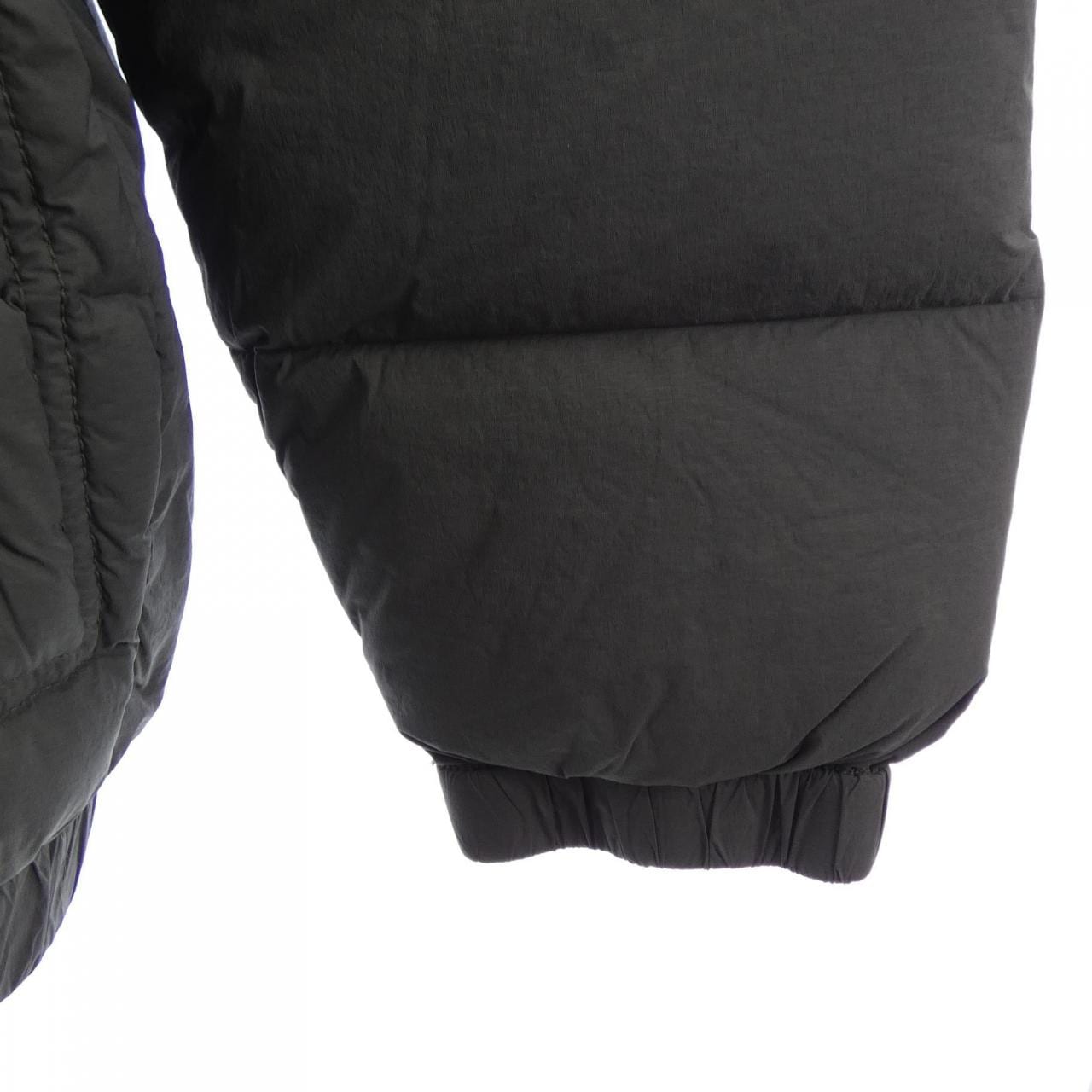 ストーンアイランド STONE ISLAND S15 4100040 S0028 V0062 ダウンジャケット