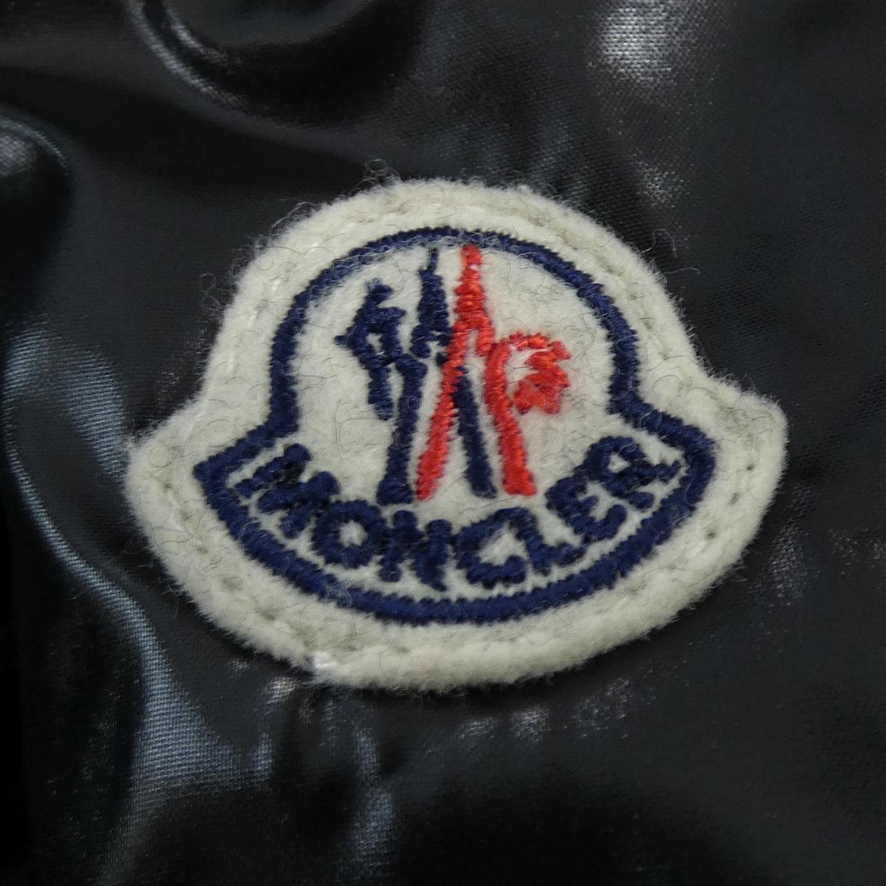 モンクレール MONCLER 20930081885 ダウンジャケット