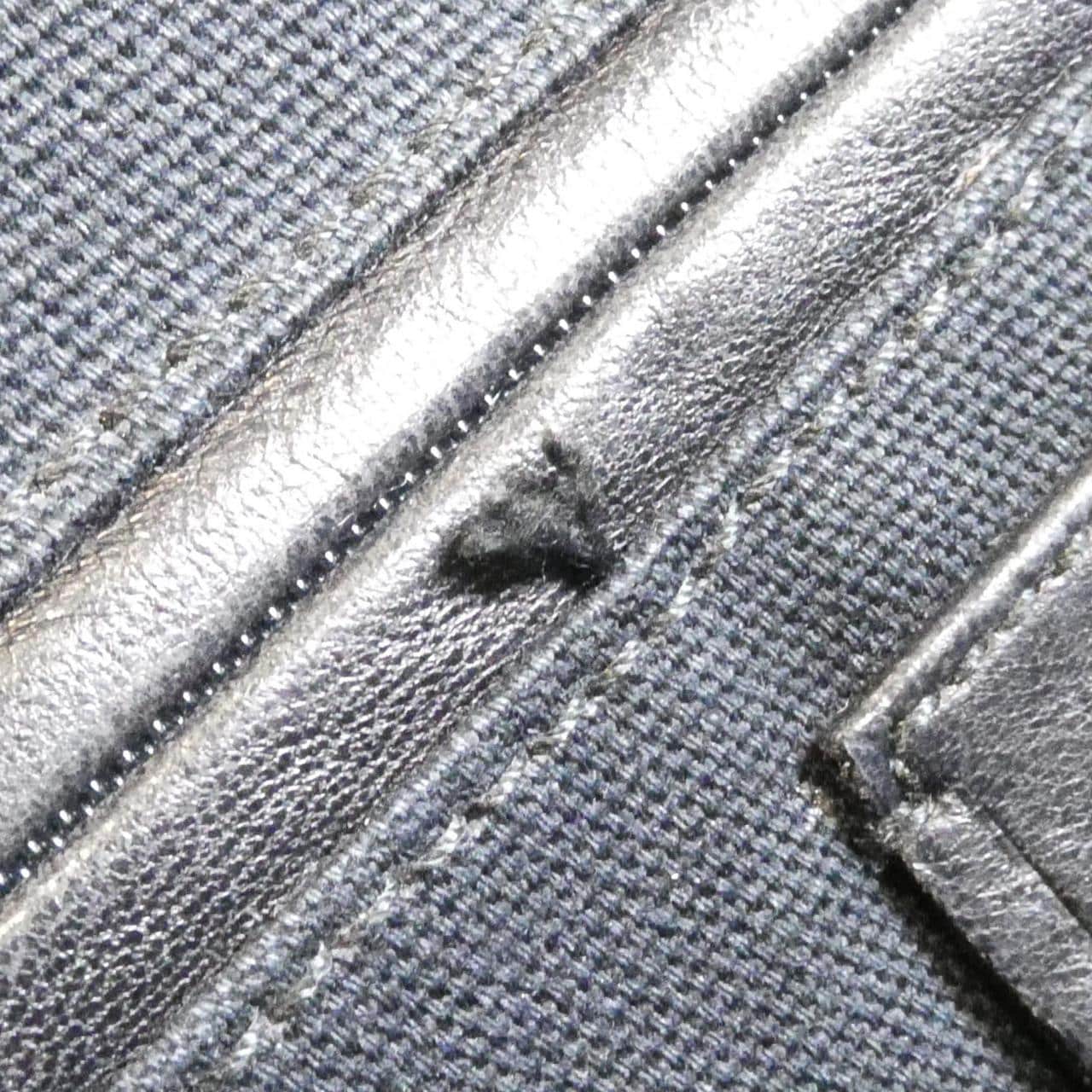 イヴサンローラン ミューズ 156464 F0ANG バッグ