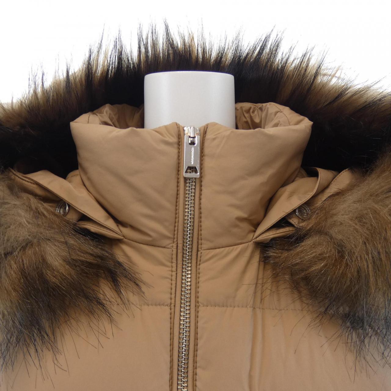 バーバリー BURBERRY 80223571 ダウンコート