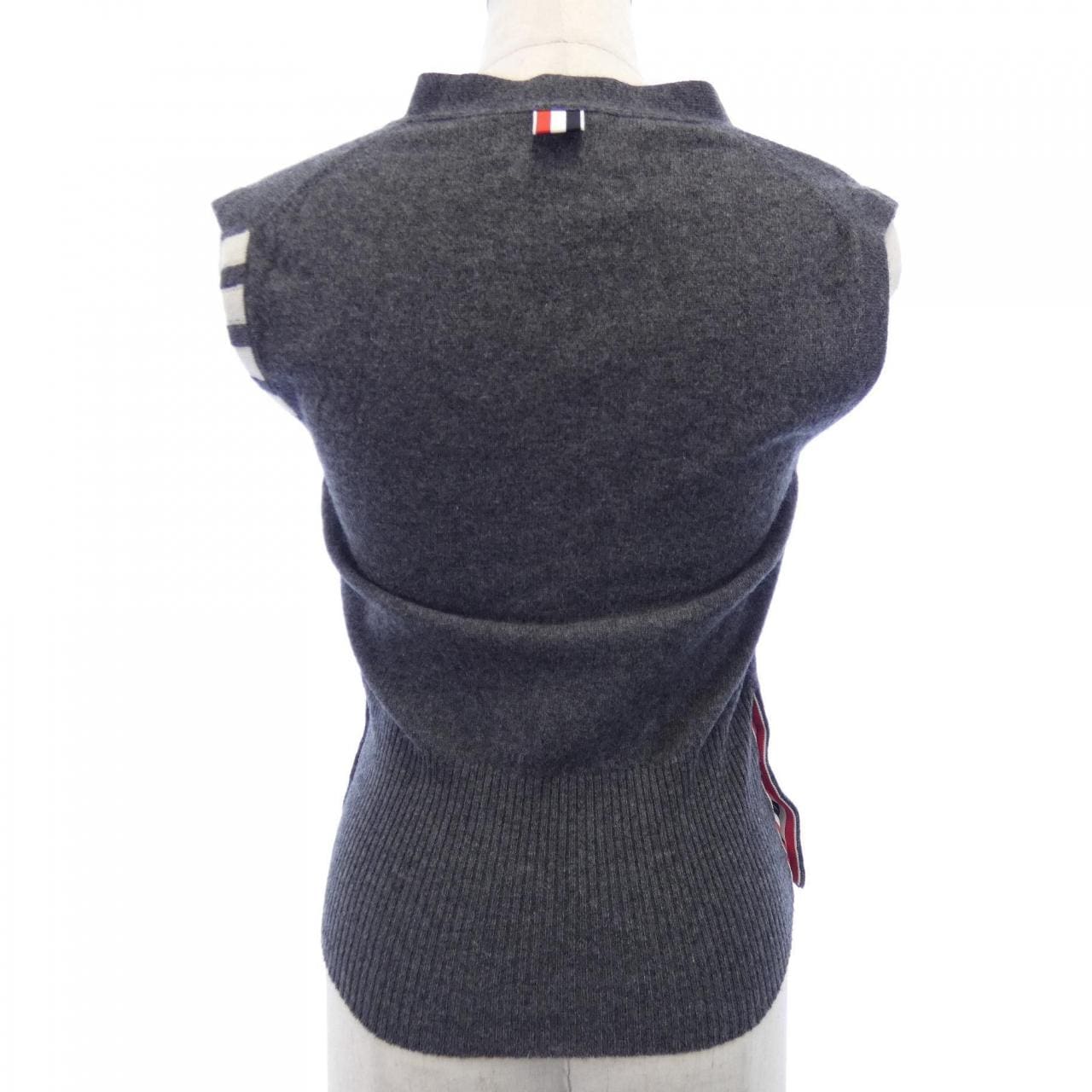 トムブラウン THOM BROWNE FKV078A ベスト