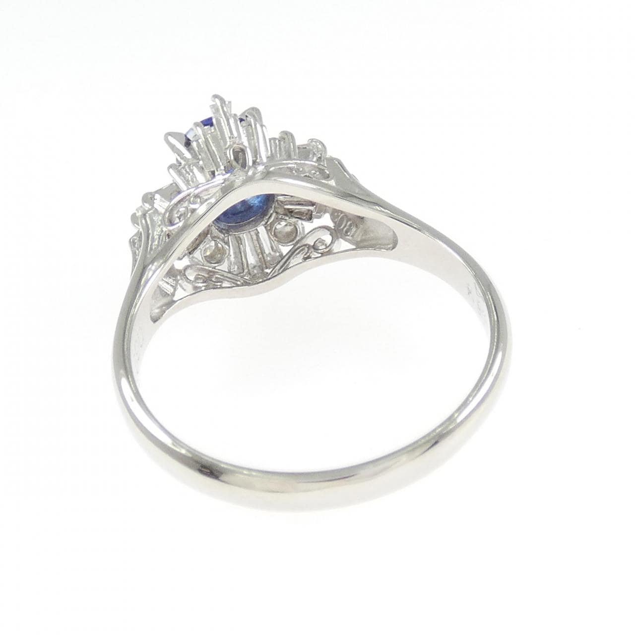 PT900 サファイヤ リング 0.69CT