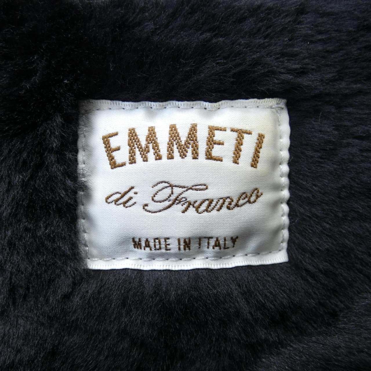 EMMETI down coat