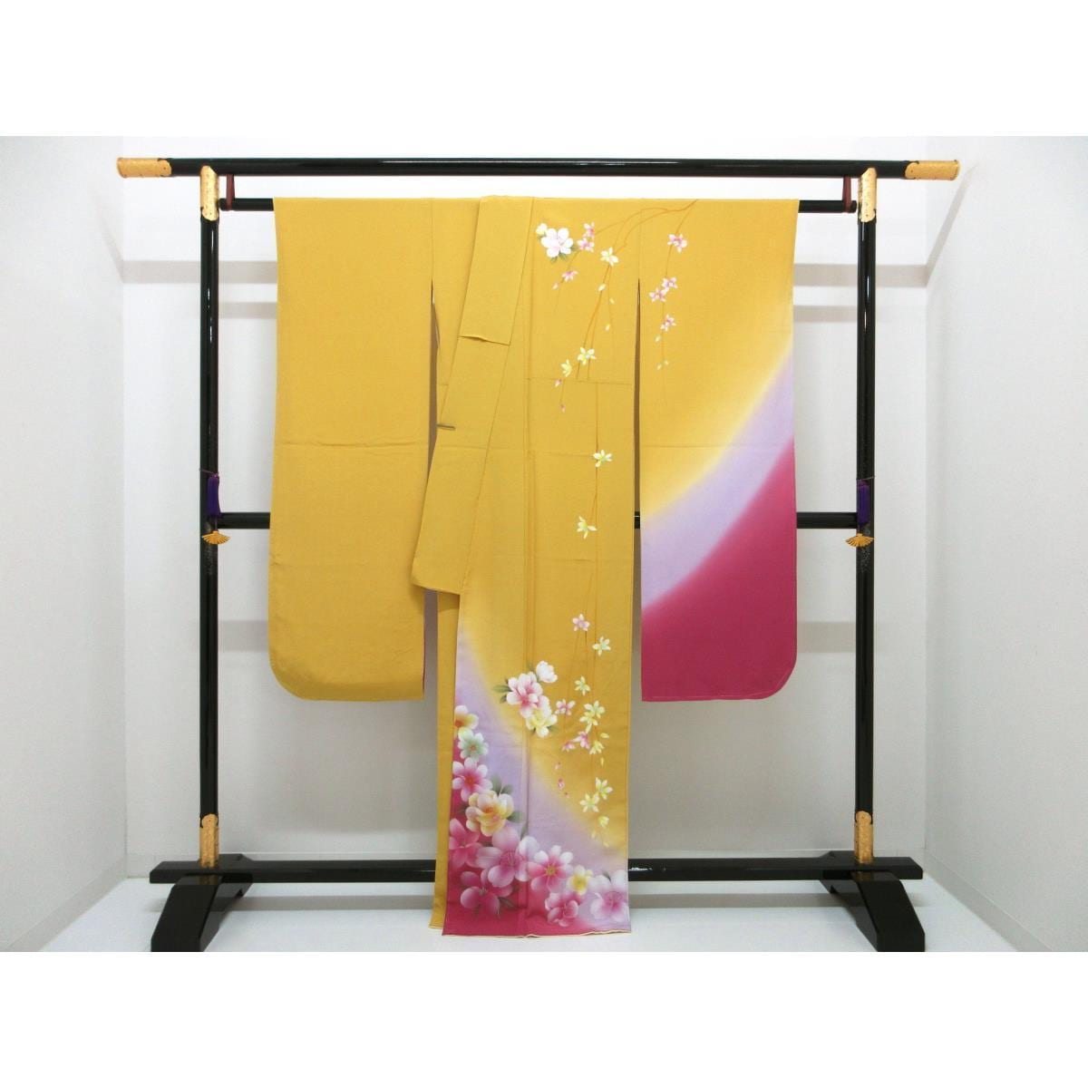 Furisode Kimono with Yuzen-processed Gradient Dyeing, Kimono and Nagajuban (2-Piece Set), Nagajuban (Polyester)