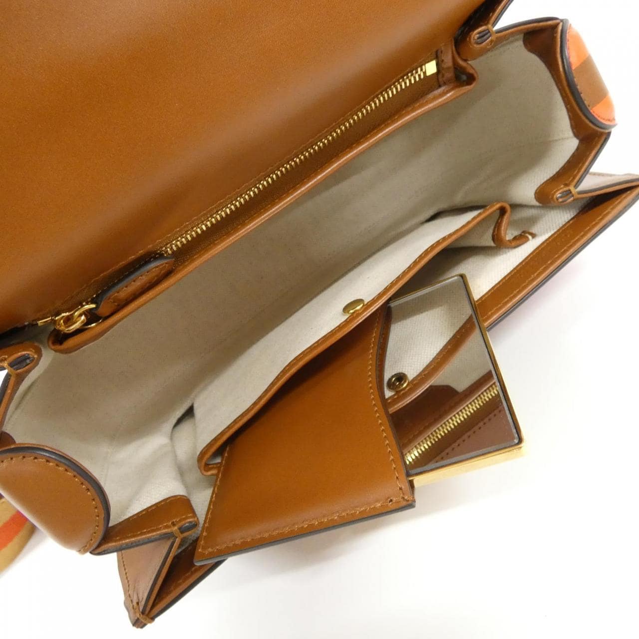 GUCCI BAMBOO 1947 672206 UQBBT包包