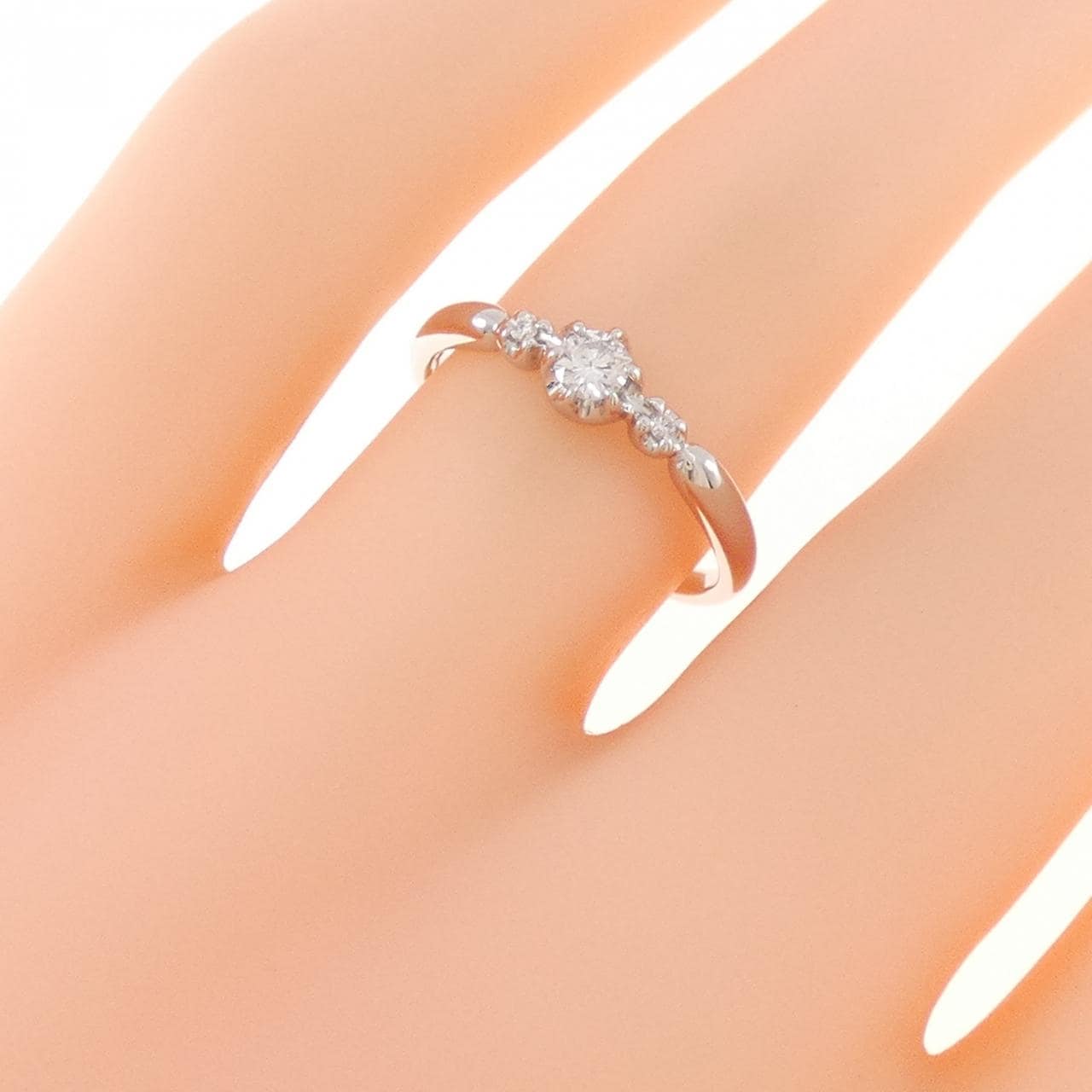 PT900 Diamond Ring 0.10CT
