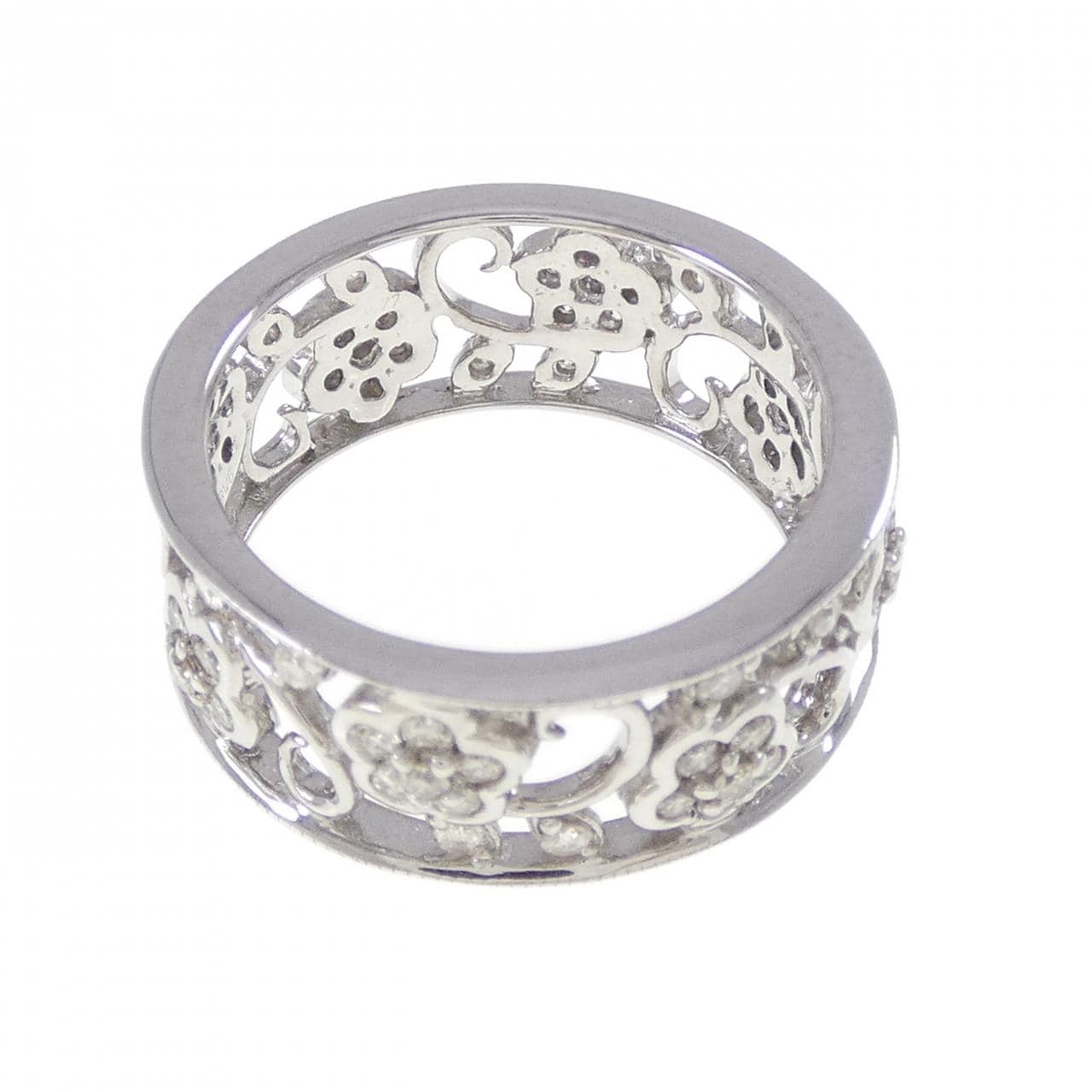 K18WG フラワー ダイヤモンド リング 0.77CT