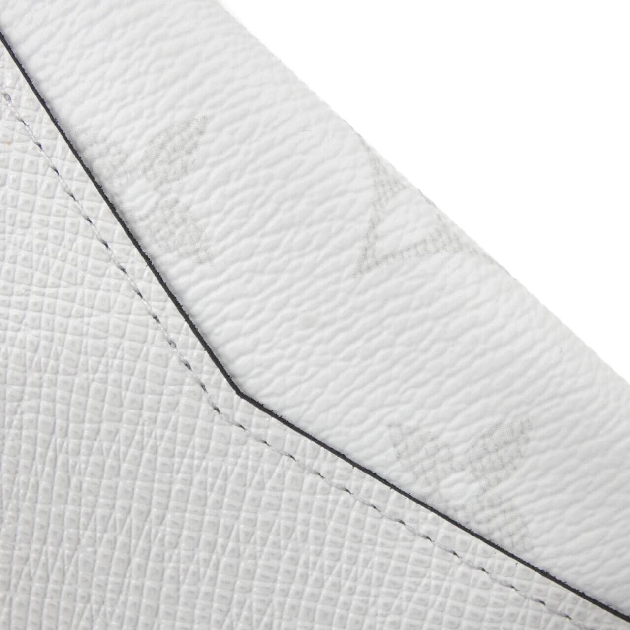 ルイヴィトン タイガ ラマ オーガナイザー ドゥ ポッシュ M30315 カードケース