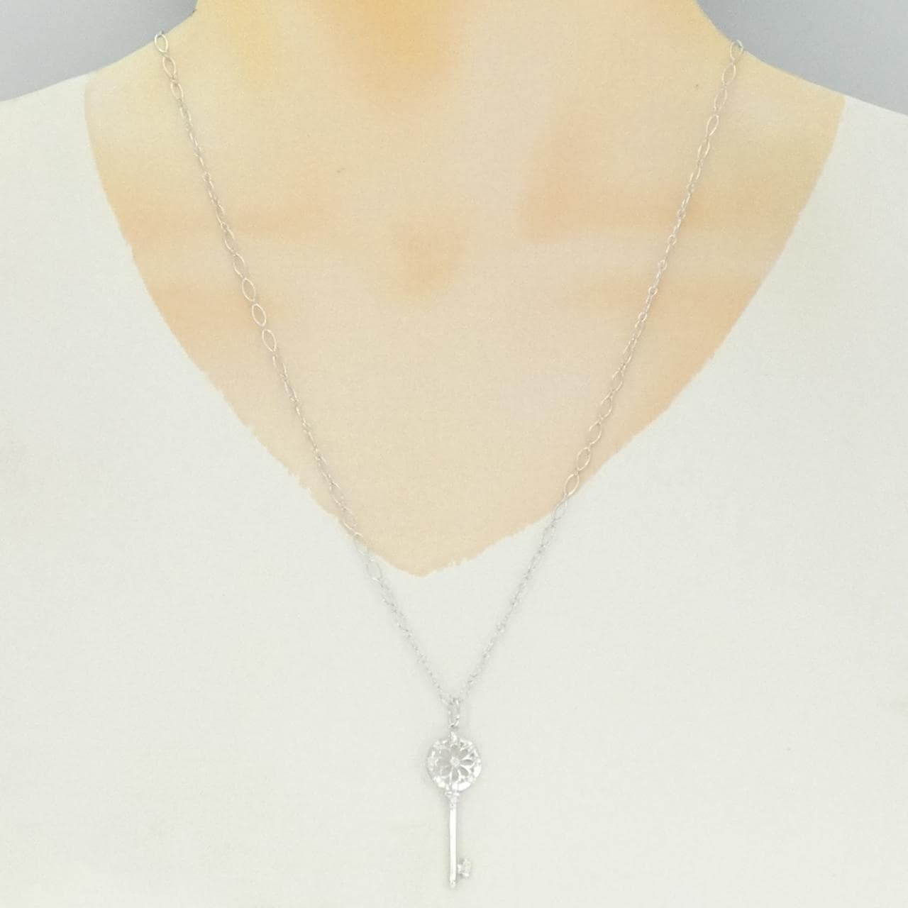 ティファニー フローラル キー ネックレス